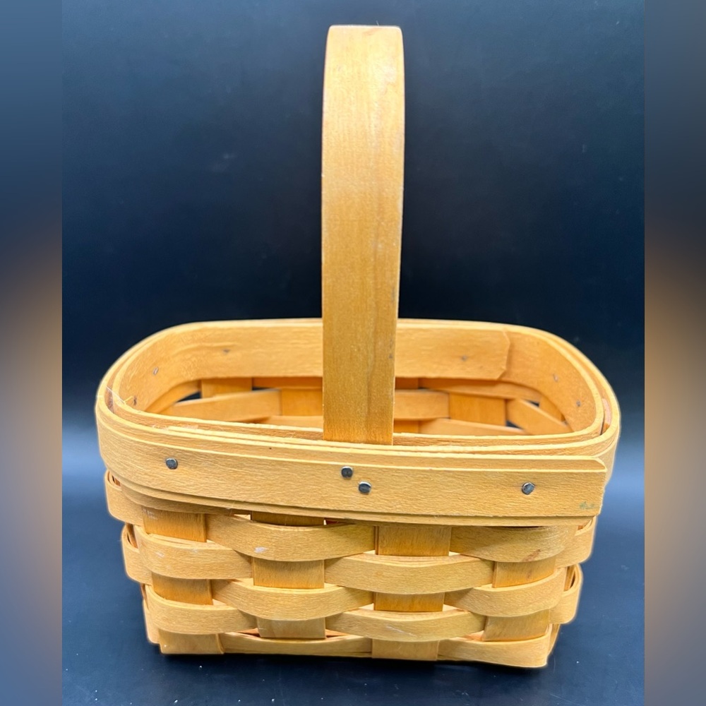 Longaberger Tan Woven Basket with Handle, 5‎ inches wide
